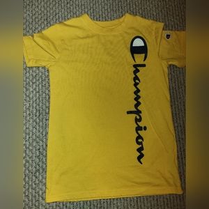 Boys Champion t-shirt yellow size M